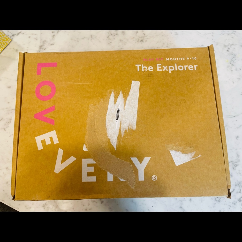 Lovevery 9-10 month explorer compete full set with original everything